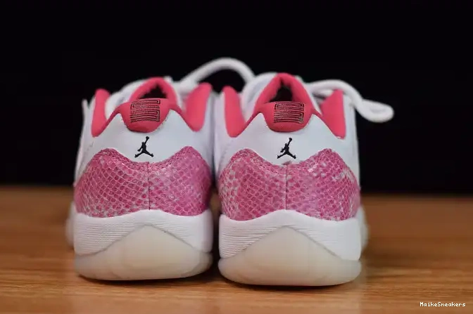 MaikeSneakers 11 Air WMNS Jordan Low AH7860-106 Pink Snakeskin 0420